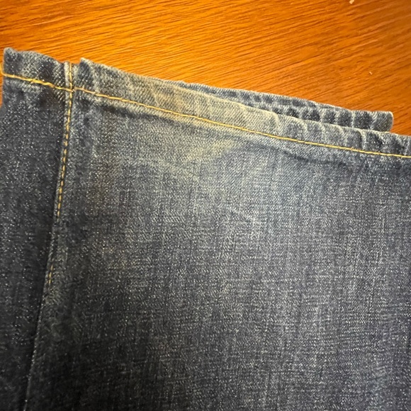 Levi’s 559 blue jeans- 32x34 - Picture 4 of 12